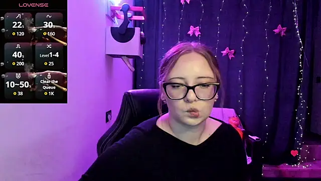 JuliNy x online show from May 30, 2026, 1:17 pm
