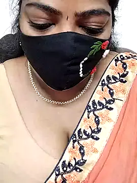Snapshot of Sindhu-31 chatting on July 5, 2026, 7:04 am Sindhu-31 online show from July 5, 2026, 7:04 am