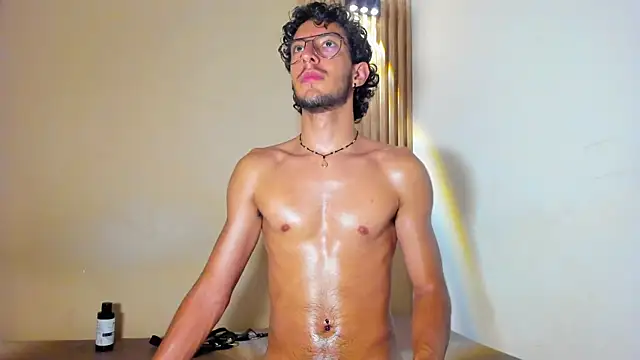 Snapshot of LEO_SANZ66 chatting on June 11, 2026, 3:31 pm LEO SANZ66 online show from June 11, 2026, 3:31 pm