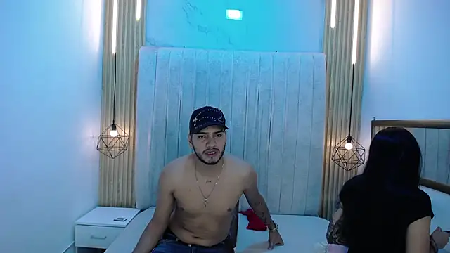 Snapshot of CarolinaySebas chatting on July 3, 2026, 4:02 pm CarolinaySebas online show from July 3, 2026, 4:02 pm