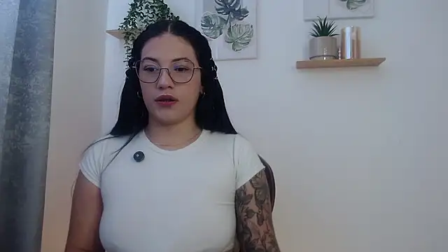 Leena rose online show from May 30, 2026, 2:01 pm