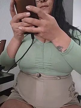  natashaxxx  online show from June 17, 2026, 7:02 pm