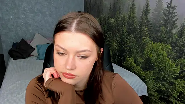 Snapshot of Maya-Mimi chatting on June 11, 2026, 1:05 am Maya-Mimi online show from June 11, 2026, 1:05 am