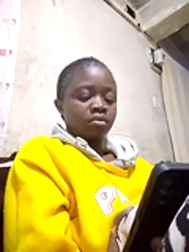 Snapshot of Carinasweets chatting on July 19, 2026, 4:10 am Carinasweets online show from July 19, 2026, 4:10 am
