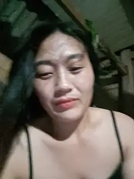 Snapshot of Mia-mia12 chatting on May 27, 2026, 4:25 pm Mia-mia12 online show from May 27, 2026, 4:25 pm
