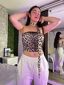 Snapshot of Aitana06 chatting on June 25, 2026, 11:15 am Aitana06 online show from June 25, 2026, 11:15 am