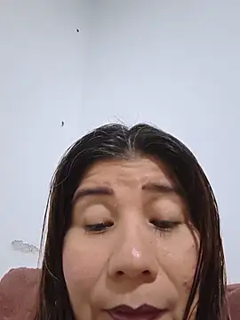 Snapshot of fire_mommy chatting on June 10, 2026, 9:27 pm fire mommy online show from June 10, 2026, 9:27 pm