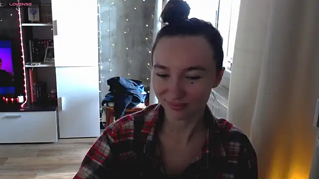 Maryana Ro online show from July 15, 2026, 12:23 pm