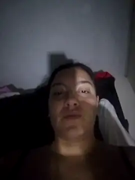 Sexy nayra outdoors  online show from May 30, 2026, 4:41 am