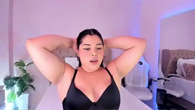 EmilySanchezz online show from July 9, 2026, 12:26 pm