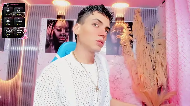 latino boyy  online show from June 7, 2026, 1:55 am
