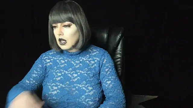 Snapshot of Danielle_tv33 chatting on December 23, 2024, 9:40 pm Danielle tv33 online show from December 23, 2024, 9:40 pm