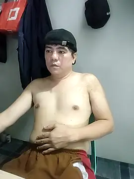 Snapshot of hotboyrider chatting on July 23, 2026, 5:38 am hotboyrider online show from July 23, 2026, 5:38 am
