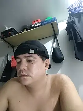 Snapshot of hotboyrider chatting on July 5, 2026, 4:03 pm hotboyrider online show from July 5, 2026, 4:03 pm