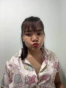 Snapshot of Ari_baby9 chatting on July 11, 2026, 8:25 am Ari baby9 online show from July 11, 2026, 8:25 am