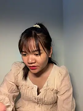 Snapshot of Ari_baby9 chatting on July 10, 2026, 2:22 am Ari baby9 online show from July 10, 2026, 2:22 am