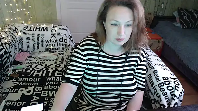 MarleneDietrich online show from September 11, 2025, 1:22 pm