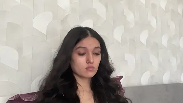 Snapshot of LisetteParajon chatting on July 11, 2026, 5:52 am LisetteParajon online show from July 11, 2026, 5:52 am
