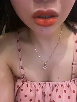 Snapshot of Lisa-sexywet chatting on June 8, 2026, 2:17 pm Lisa-sexywet online show from June 8, 2026, 2:17 pm