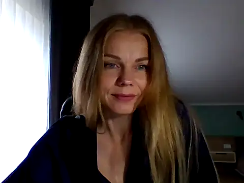 Tina5394 online show from June 18, 2026, 5:06 am