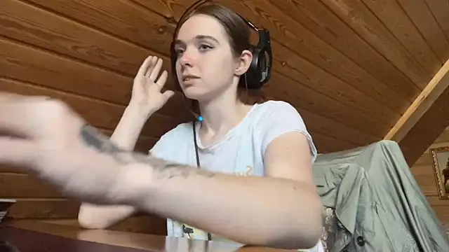MariaLake online show from July 14, 2026, 4:06 am
