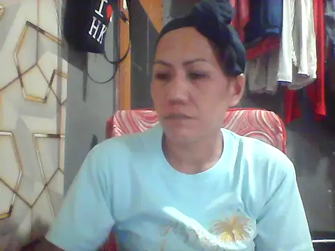 Snapshot of pinayheartaker chatting on July 13, 2026, 7:18 am pinayheartaker online show from July 13, 2026, 7:18 am