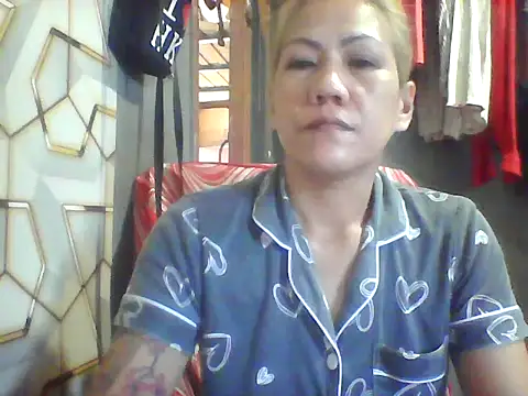 Snapshot of pinayheartaker chatting on July 16, 2026, 1:24 am pinayheartaker online show from July 16, 2026, 1:24 am