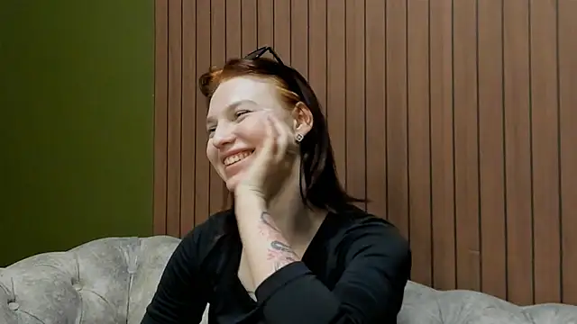 Nora Finch online show from May 28, 2026, 12:11 pm
