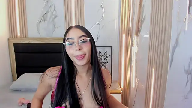 NATYBUNNY1 online show from July 15, 2026, 7:43 pm