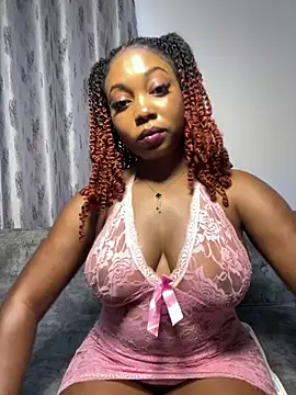 Hot Candyy  online show from July 24, 2026, 10:33 am