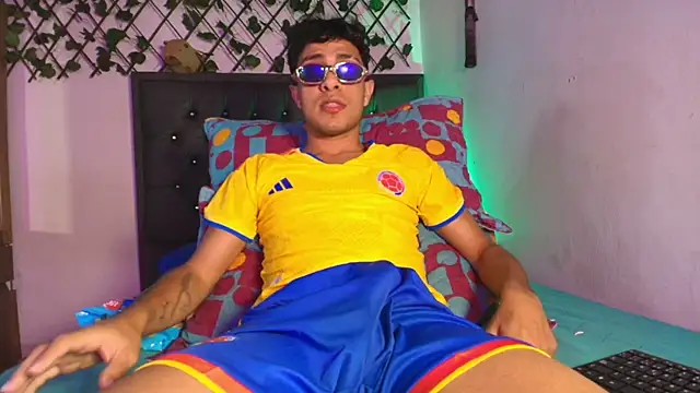 Snapshot of maximiliano_jamm chatting on June 26, 2026, 12:33 pm maximiliano jamm online show from June 26, 2026, 12:33 pm