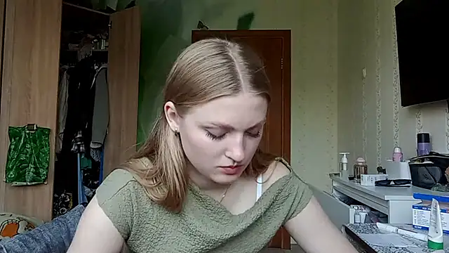 NorineGressett online show from June 10, 2026, 3:35 pm