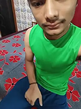 Snapshot of Detonate_boy chatting on July 2, 2026, 10:10 am Detonate boy online show from July 2, 2026, 10:10 am