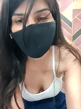 Snapshot of Hey-anamika chatting on June 5, 2026, 1:28 pm Hey-anamika online show from June 5, 2026, 1:28 pm