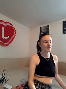 Lia hase online show from June 23, 2026, 6:44 am