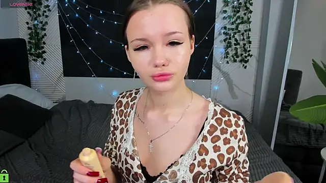Ella Butler online show from June 3, 2026, 9:21 am