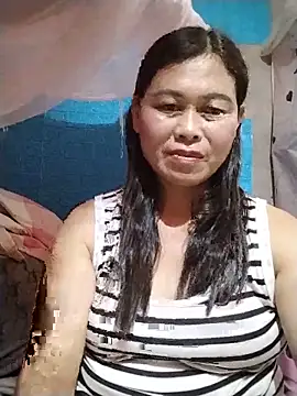 Snapshot of -Hatybi- chatting on June 4, 2026, 6:29 am -Hatybi- online show from June 4, 2026, 6:29 am