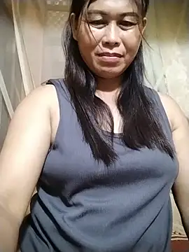 Snapshot of -Hatybi- chatting on July 7, 2026, 6:05 am -Hatybi- online show from July 7, 2026, 6:05 am