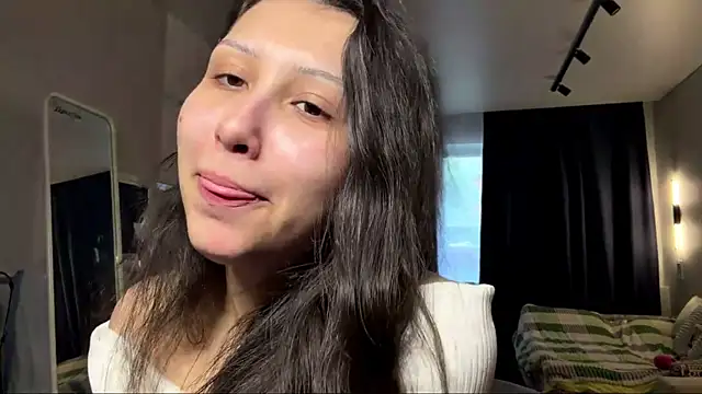 Alicekitty67 online show from June 29, 2026, 2:06 pm