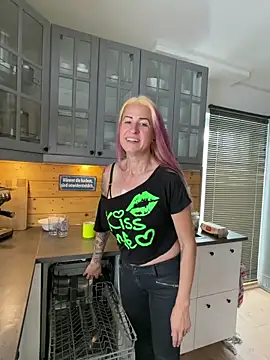 Snapshot of GermanMilfJasmin chatting on June 14, 2026, 9:54 am GermanMilfJasmin online show from June 14, 2026, 9:54 am