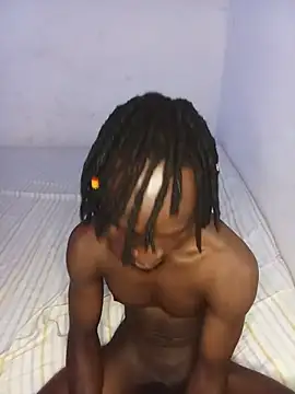 Snapshot of youngdee254 chatting on July 11, 2026, 3:34 pm youngdee254 online show from July 11, 2026, 3:34 pm