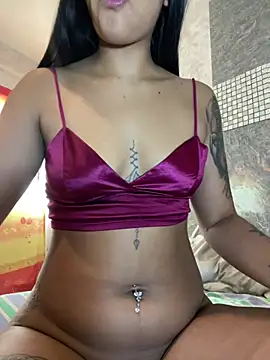 Messy-Diana  online show from June 24, 2026, 8:39 pm