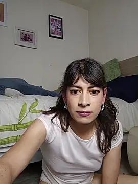 YanaSoHot online show from June 3, 2026, 11:53 pm