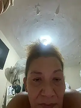 Snapshot of rosanna78322 chatting on June 12, 2026, 3:32 pm rosanna78322 online show from June 12, 2026, 3:32 pm