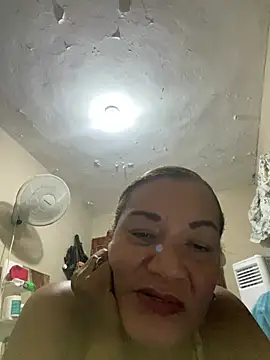 Snapshot of rosanna78322 chatting on July 18, 2026, 12:52 am rosanna78322 online show from July 18, 2026, 12:52 am