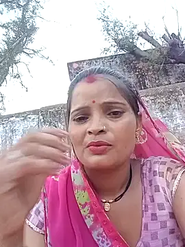 Snapshot of Divya_hot88 chatting on June 20, 2026, 1:05 pm Divya hot88 online show from June 20, 2026, 1:05 pm