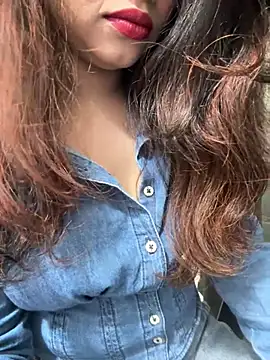 Yours riya11 online show from June 19, 2026, 6:58 pm