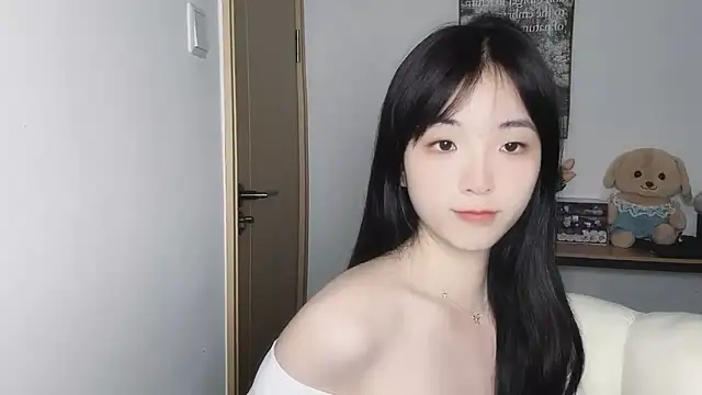 Louise-3 online show from July 18, 2026, 11:08 am