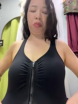 honghong mother online show from June 25, 2026, 1:03 am