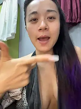 honghong mother online show from July 17, 2026, 12:57 pm
